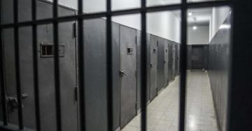 أجسادهم تتجمد.. هيئة الأسرى تحذر من تدهور أوضاع الأسرى في سجون الاحتلال أجسادهم تتجمد.. هيئة الأسرى تحذر من تدهور أوضاع الأسرى في سجون الاحتلال