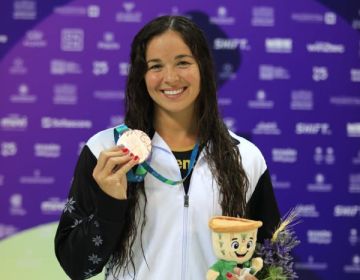 السباحة الفلسطينية فاليري ترزي تترشح لجائزة  JOY AWARDS  عن فئة  الرياضية المفضلة 