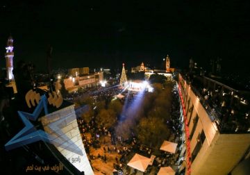 قومي استنيري، لأنه قد جاء نورك... بيت لحم تضيء شجرة عيد الميلاد المجيد 2025 قومي استنيري، لأنه قد جاء نورك... بيت لحم تضيء شجرة عيد الميلاد المجيد 2025