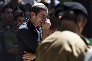 الانتفاضة توقع 33 قتيلا ومئات الإصابات والأمراض النفسية الانتفاضة توقع 33 قتيلا ومئات الإصابات والأمراض النفسية