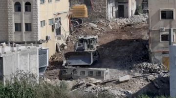 الاحتلال يخطر بهدم منازل في سيلة الظهر جنوب جنين الاحتلال يخطر بهدم منازل في سيلة الظهر جنوب جنين