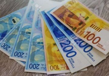 المالية: رواتب الموظفين يوم غد الخميس بنسبة 60 وبحد أدناه 2000 شيكل المالية: رواتب الموظفين يوم غد الخميس بنسبة 60 وبحد أدناه 2000 شيكل