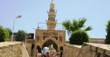 دعوات لإقامة صلاة الجمعة في مسجد النبي يونس بالخليل دعوات لإقامة صلاة الجمعة في مسجد النبي يونس بالخليل