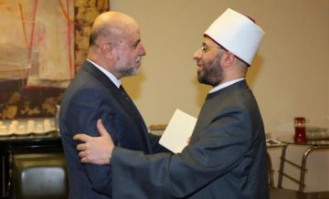 الهباش يلتقي وزير الأوقاف المصري ويبحث معه التعاون المشترك وحماية المقدسات الهباش يلتقي وزير الأوقاف المصري ويبحث معه التعاون المشترك وحماية المقدسات