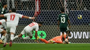 الأردن يهزم السعودية ويتأهل لنهائي كأس العرب الأردن يهزم السعودية ويتأهل لنهائي كأس العرب