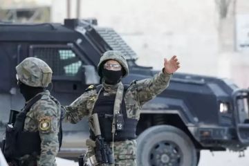 أجهزة السلطة توسع عمليات تكميم الأفواه.. 176 انتهاكا في نوفمبر بالضفة أجهزة السلطة توسع عمليات تكميم الأفواه.. 176 انتهاكا في نوفمبر بالضفة