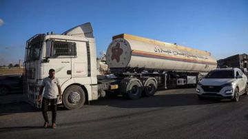 غزة: الاحتلال سمح بدخول 104 شاحنات غاز طهي من أصل 660 غزة: الاحتلال سمح بدخول 104 شاحنات غاز طهي من أصل 660