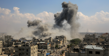 استمرارا لخرق الاتفاق الاحتلال يقصف شرقي غزة وخان يونس استمرارا لخرق الاتفاق الاحتلال يقصف شرقي غزة وخان يونس