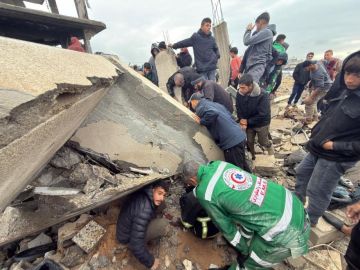 محدث 12 شهيدا ومصابون بفعل المنخفض الجوي في قطاع غزة محدث 12 شهيدا ومصابون بفعل المنخفض الجوي في قطاع غزة