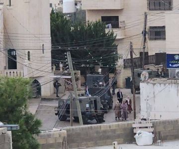 إصابة مستوطن بجروح خطيرة واقتحامات واعتقالات في الضفة إصابة مستوطن بجروح خطيرة واقتحامات واعتقالات في الضفة