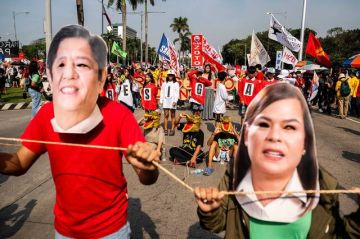 الصناديق العالمية تفحص ديون الفلبين بعد فضيحة الفساد الصناديق العالمية تفحص ديون الفلبين بعد فضيحة الفساد