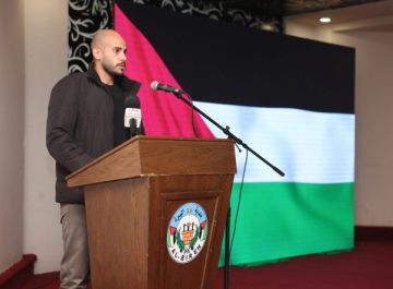  قامات تطلق العرض الأول لفيلم أرض تمشي معه 