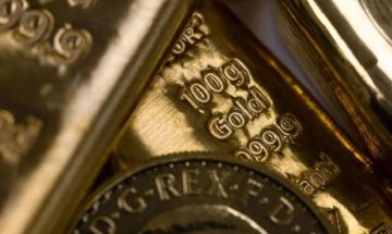 الذهب يتراجع وسط حالة من الحذر قبل اجتماع المركزي الأمريكي الذهب يتراجع وسط حالة من الحذر قبل اجتماع المركزي الأمريكي