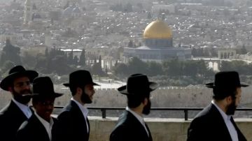 القدس 2025.. استيطان وتهويد يبتلعان الأرض ويهجران الإنسان القدس 2025.. استيطان وتهويد يبتلعان الأرض ويهجران الإنسان