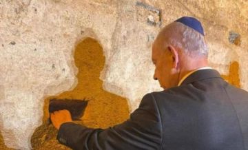 حماس تعقب على اقتحام نتنياهو لساحة البراق: خطوة تهويدية استفزازية حماس تعقب على اقتحام نتنياهو لساحة البراق: خطوة تهويدية استفزازية