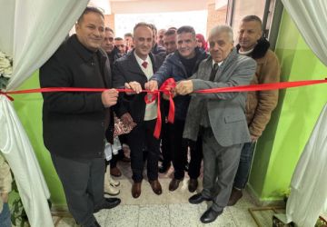  التربية تفتتح ثلاث مدارس في الظاهرية ودورا