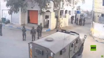 الضفة الغربية.. قوات الجيش الإسرائيلي تواصل حملات الاعتقالات الضفة الغربية.. قوات الجيش الإسرائيلي تواصل حملات الاعتقالات