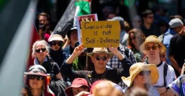 المئات يتظاهرون في أستراليا دعما لغزة المئات يتظاهرون في أستراليا دعما لغزة