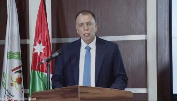 الأردن يعلن حظر أنشطة جماعة الإخوان وتسريع مصادرة ممتلكاتها الأردن يعلن حظر أنشطة جماعة الإخوان وتسريع مصادرة ممتلكاتها