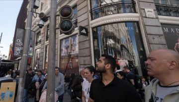 إسبانيا والبرتغال تشهدان انقطاعات واسعة بالتيار الكهربائي إسبانيا والبرتغال تشهدان انقطاعات واسعة بالتيار الكهربائي