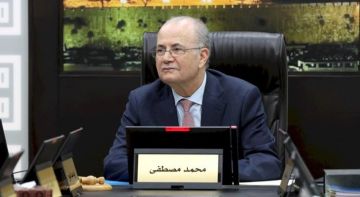 رئيس الوزراء يشارك في مراسم جنازة بابا الفاتيكان نيابة عن الرئيس عباس رئيس الوزراء يشارك في مراسم جنازة بابا الفاتيكان نيابة عن الرئيس عباس