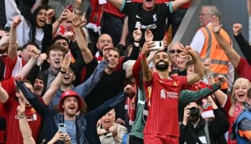 ليفربول بطلا للبريميرليج باكتساح توتنهام