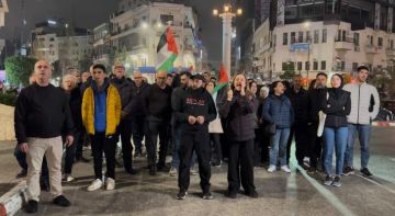 مسيرة في رام الله تنديدا بالعدوان الإسرائيلي على غزة مسيرة في رام الله تنديدا بالعدوان الإسرائيلي على غزة