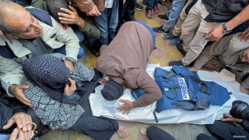 حماس: قصف خيمة الصحفيين بخانيونس استمرار مشين لانتهاكات الاحتلال للأعراف الدولية