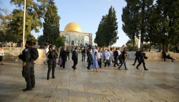 مخابرات الاحتلال تجدد إبعاد الصحفي فراس الدبس عن الأقصى