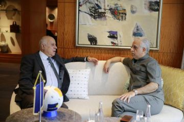 الفريق الرجوب يطلع رئيس الاتحاد الاسيوي لكرة القدم على مستجدات الحالة الرياضية في فلسطين