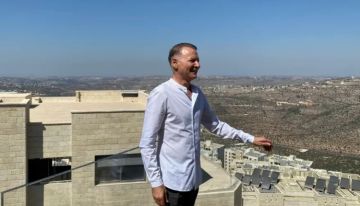 عائلات أمريكية تتهم رجل الأعمال الفلسطيني بشار المصري بتسهيل هجمات حماس