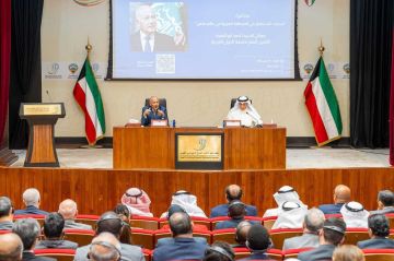 أبو الغيط يحذر من تحديات وجودية تواجه المنطقة العربية أبو الغيط يحذر من تحديات وجودية تواجه المنطقة العربية