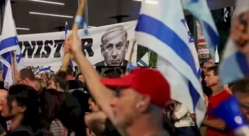 لابيد يحذر نتنياهو: إذا لم تحترم قرار المحكمة سنوقف الدولة حتى إشعار آخر