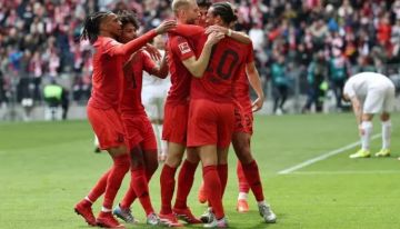بايرن ميونخ يلامس لقب الدوري بالفوز على ماينز بايرن ميونخ يلامس لقب الدوري بالفوز على ماينز