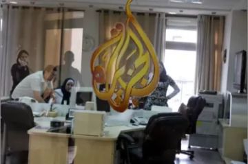 الاحتلال يداهم مكتب الجزيرة في رام الله ويجدد إغلاقه 60 يوما