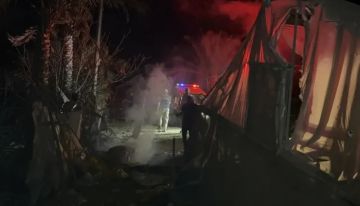 6 شهداء في قصف خيمة لنازحين في مواصي خان يونس