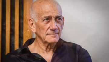 أولمرت: ما تفعله إسرائيل في غزة يقترب من جريمة حرب أولمرت: ما تفعله إسرائيل في غزة يقترب من جريمة حرب