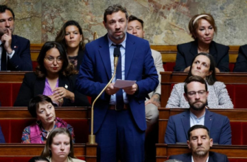 نائب فرنسي يطالب بفرض عقوبات على إسرائيل وطرد سفيرها نائب فرنسي يطالب بفرض عقوبات على إسرائيل وطرد سفيرها