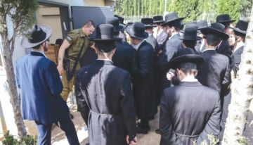 معركة التجنيد الحريدي: صراع السلطة والهوية بين الحكومة الإسرائيلية وقيادات الحريديم