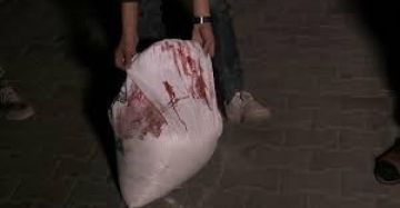 بالفيديو فايز أبو سمرة.. خرج ليحضر كيسا من الدقيق فعاد محمولا على الاكتاف