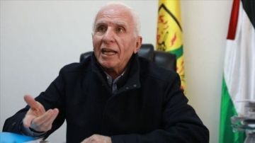 في ذكرى تأسيسها.. عزام الأحمد: منظمة التحرير محطة مفصلية في تاريخنا الوطني في ذكرى تأسيسها.. عزام الأحمد: منظمة التحرير محطة مفصلية في تاريخنا الوطني