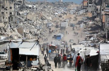 قناة أمريكية تفضح تفاصيل خطة جدية وضعها ترامب لنقل مليون فلسطيني من قطاع غزة إلى بلد عربي