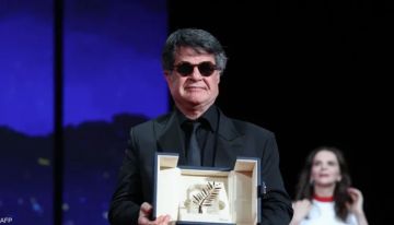 المخرج الإيراني المعارض جعفر بناهي يتوج في مهرجان كان المخرج الإيراني المعارض جعفر بناهي يتوج في مهرجان كان