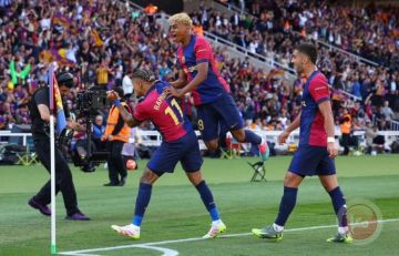 يقترب من اللقب..برشلونة يهزم ريال مدريد 4-3 في الكلاسيكو يقترب من اللقب..برشلونة يهزم ريال مدريد 4-3 في الكلاسيكو