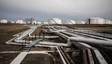 النفط يقفز والذهب ينخفض بعد اتفاق تجاري بين أميركا والصين النفط يقفز والذهب ينخفض بعد اتفاق تجاري بين أميركا والصين