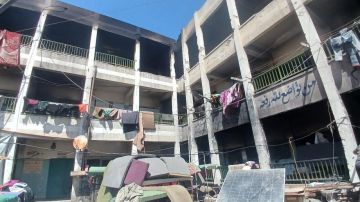 تقرير مجزرة في مركز إيواء... عائلة أبو عمشة تكتب نهايتها بالنار والدمار تقرير مجزرة في مركز إيواء... عائلة أبو عمشة تكتب نهايتها بالنار والدمار