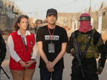 صفقة ألكسندر.. حماس توجه صفعة مدوية لنتنياهو وتكسر العزلة الدولية صفقة ألكسندر.. حماس توجه صفعة مدوية لنتنياهو وتكسر العزلة الدولية