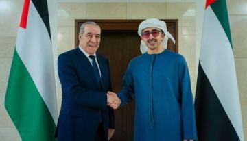 الشيخ يلتقي وزير خارجية الإمارات