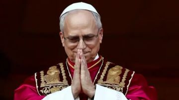 بابا الفاتيكان يدعو لإدخال المساعدات إلى غزة ووقف الحرب