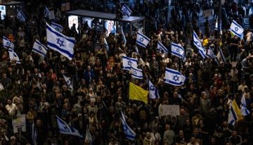 عائلات الأسرى الإسرائيليين بغزة: نتنياهو يجرنا لحرب سياسية عائلات الأسرى الإسرائيليين بغزة: نتنياهو يجرنا لحرب سياسية